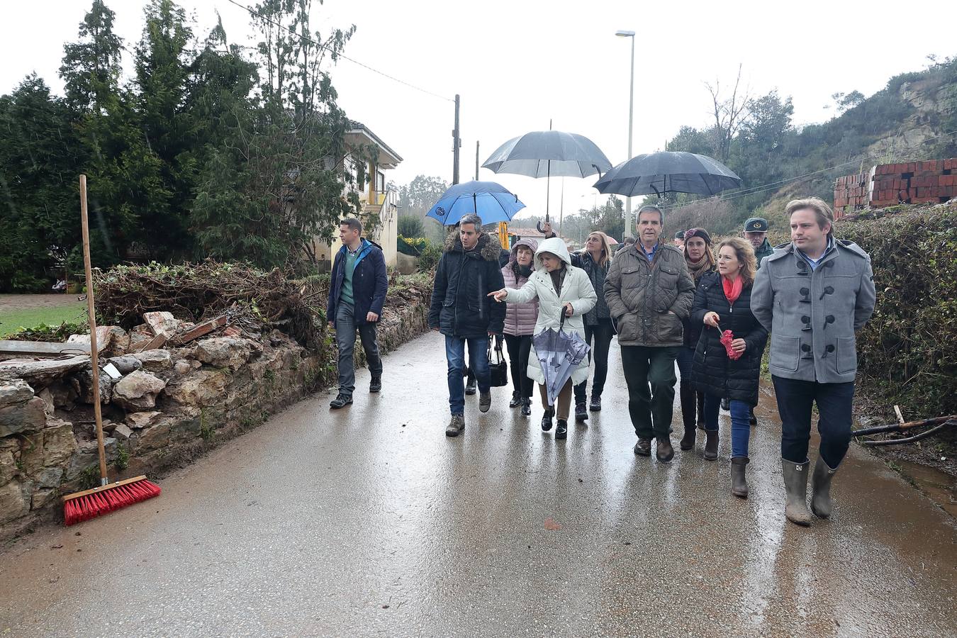 Fotos: La ministra de Sanidad visita las zonas afectadas por las inundaciones