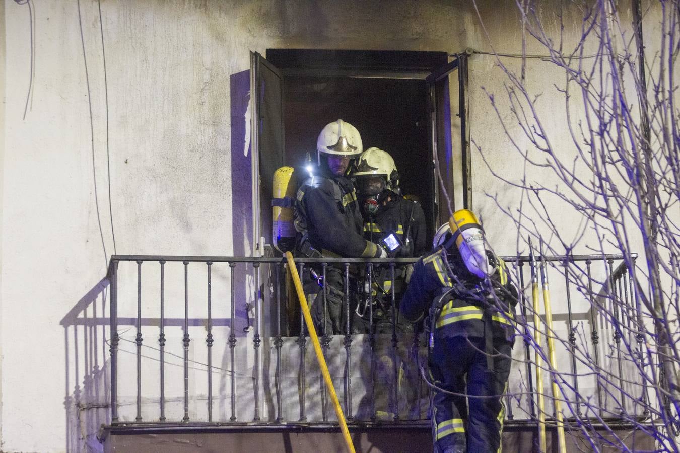 Fotos: La operación de los bomberos para sofocar el incendio