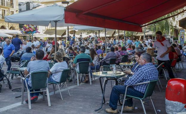 El PP critica la «incapacidad» del equipo de gobierno de Torrelavega para regular las terrazas