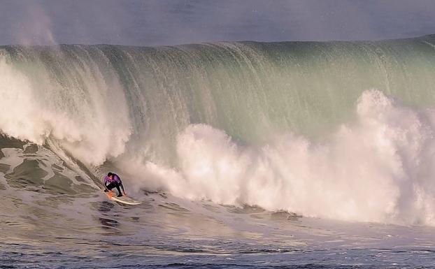39 surfistas competirán por la victoria en Las Canteras de Cueto.