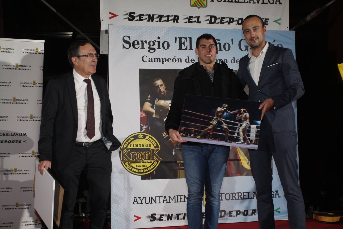 Fotos: Torrelavega homenajea a Sergio &#039;El Niño&#039; García por retener el título de campeón del Europa de peso superwelter