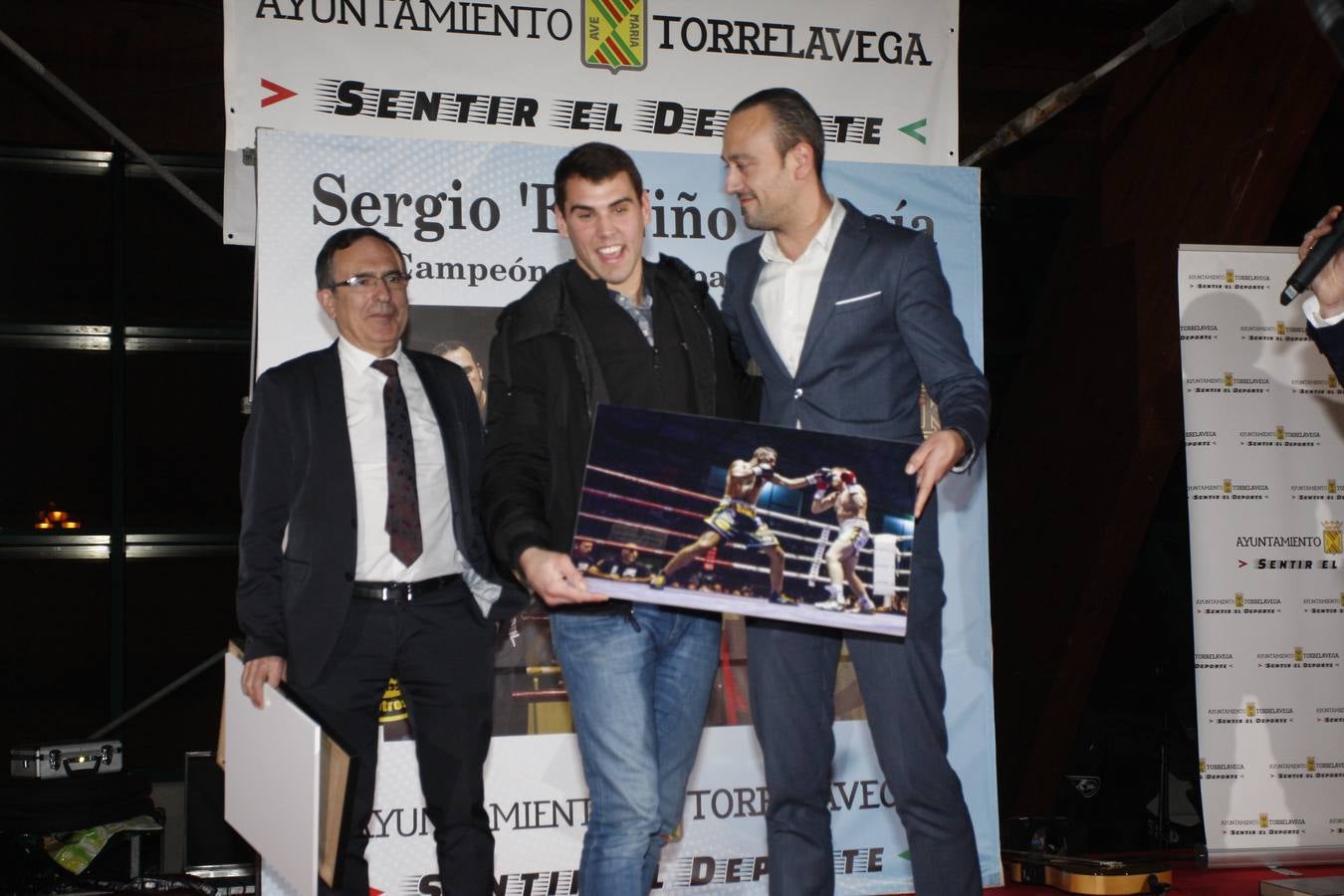 Fotos: Torrelavega homenajea a Sergio &#039;El Niño&#039; García por retener el título de campeón del Europa de peso superwelter