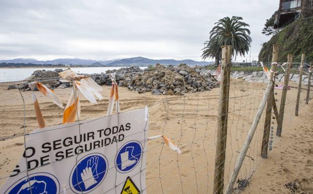 Restos de las obras de los diques en La Magdalena y peligros 