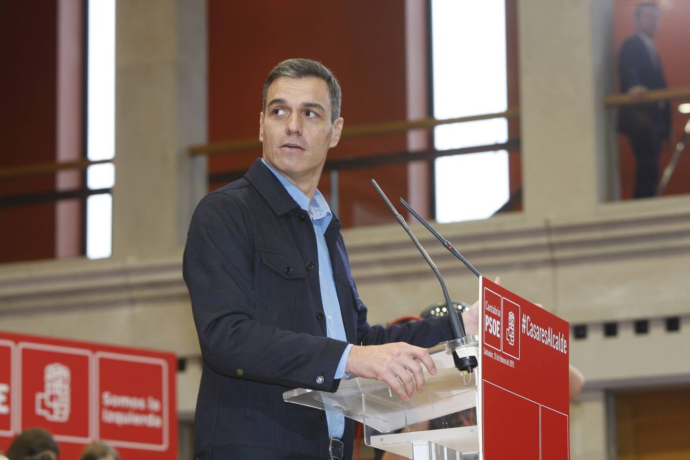 Fotos: Pedro Sánchez presenta a casares como candidato a la alcaldía de Santander