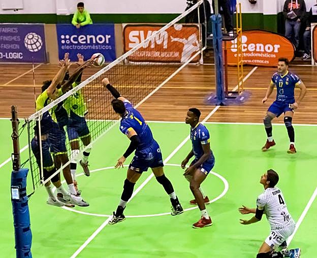 El Vecindario fue ayer muy superior al Textil. 