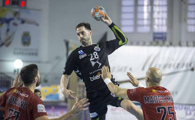 El lateral derecho Jorge Filipe Fernandes Monteiro Da Silva, en el partido ante el Huesca