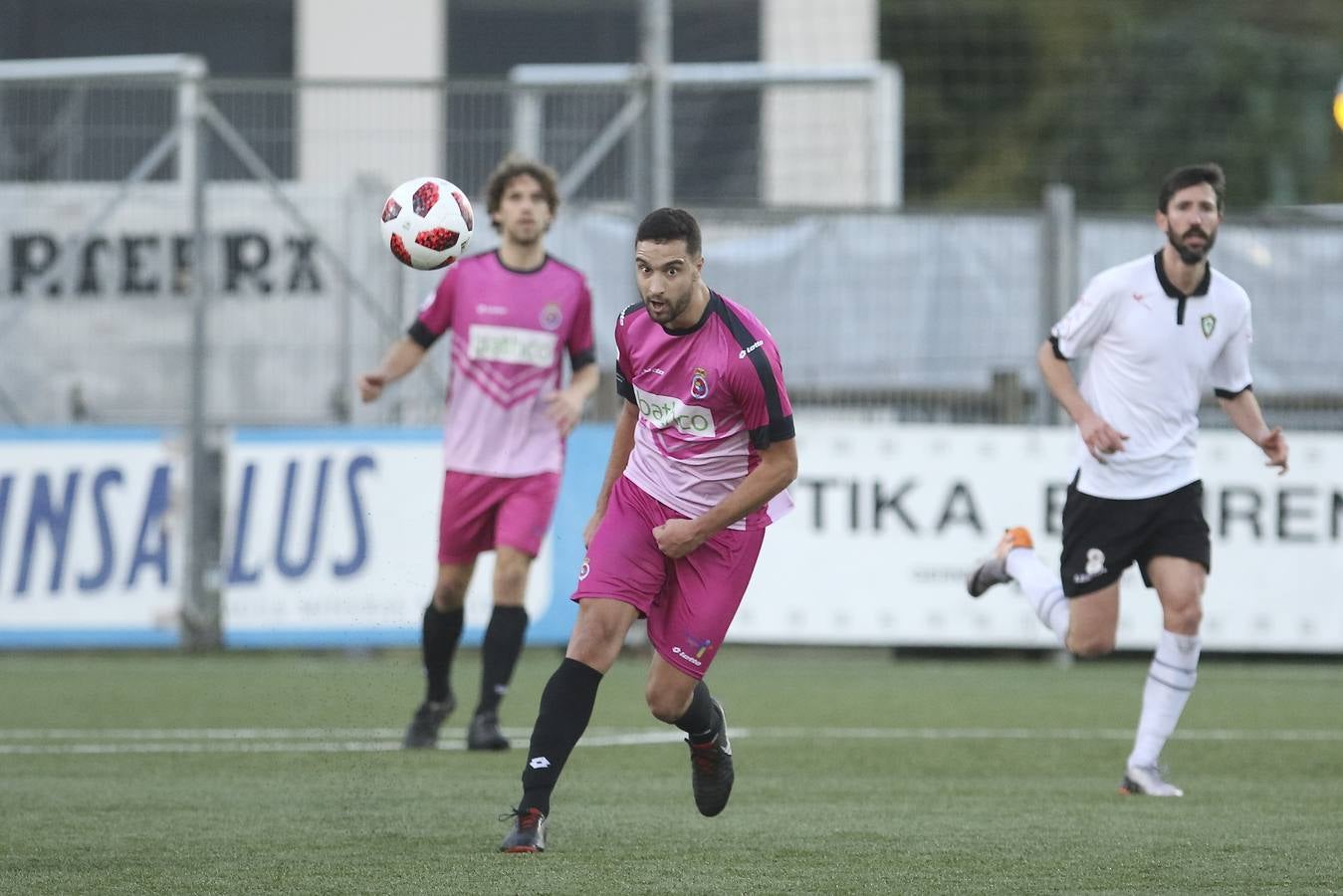 Fotos: Las mejores imágenes del partido Gernika-Gimnástica