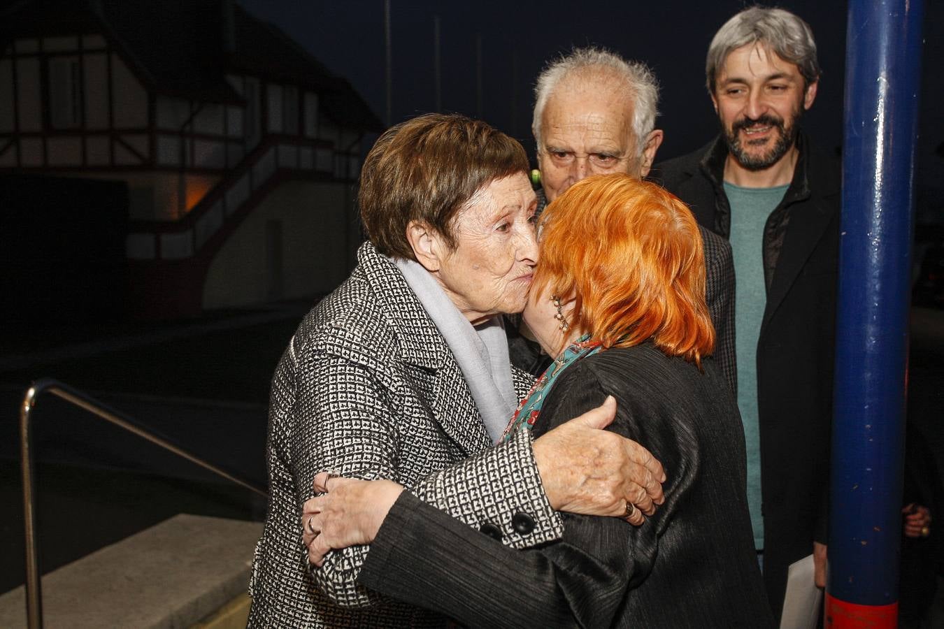 Gloria Torner recibió ayer la Medalla de Plata de Santander durante un acto en el que, con un gran sentido del humor y espontaneidad, recordó su trayectoria