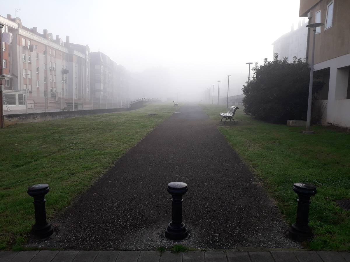 Fotos: Santander amanece tapada por la niebla