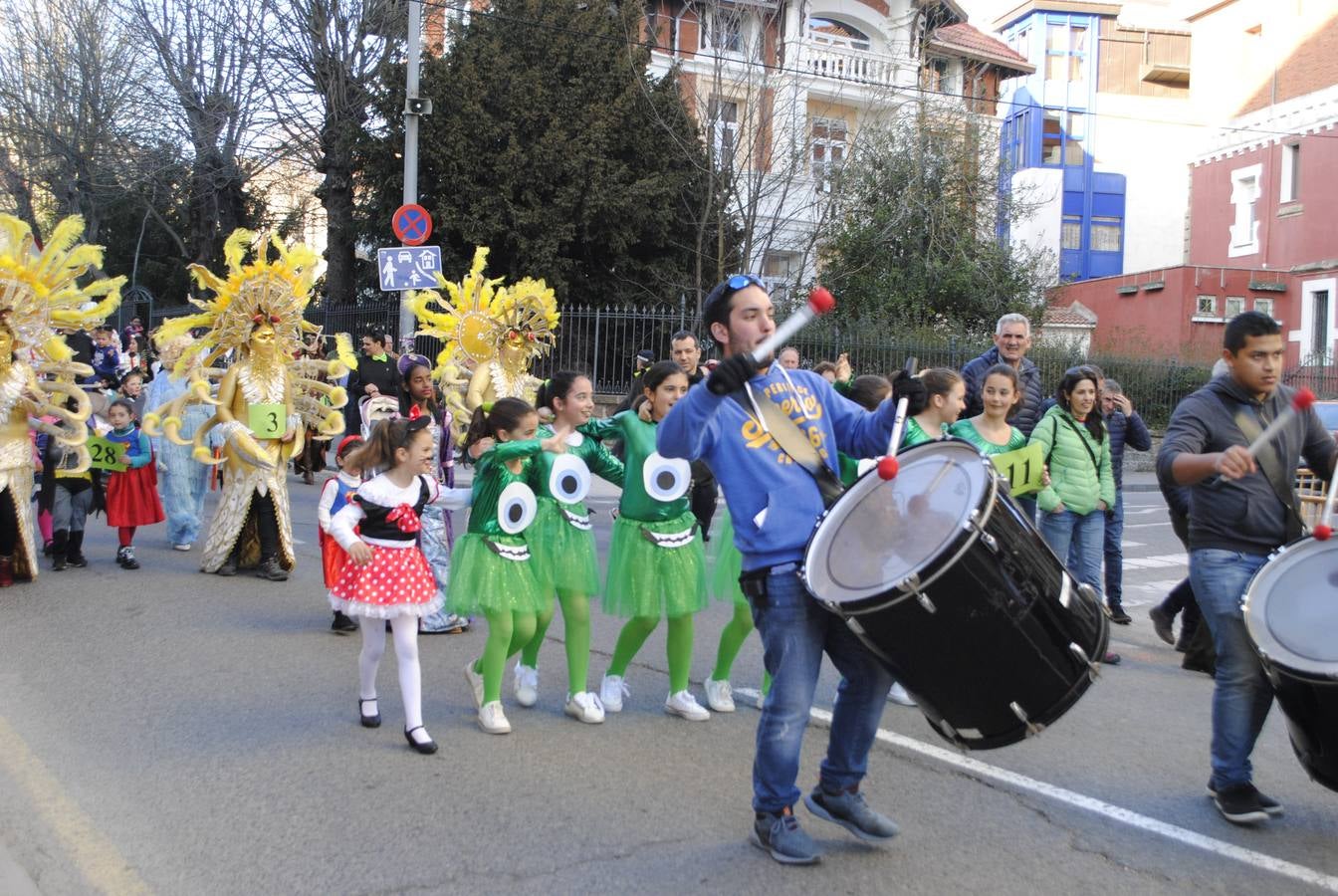 Reinosa disfrutó de un carnaval tan colortista como divertido.