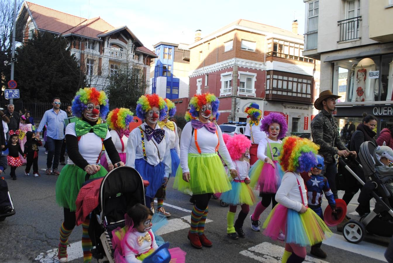 Reinosa disfrutó de un carnaval tan colortista como divertido.