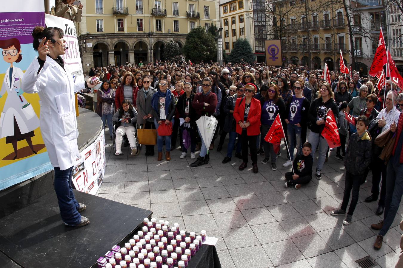 Pastillas contra el machismo en Torrelavega.