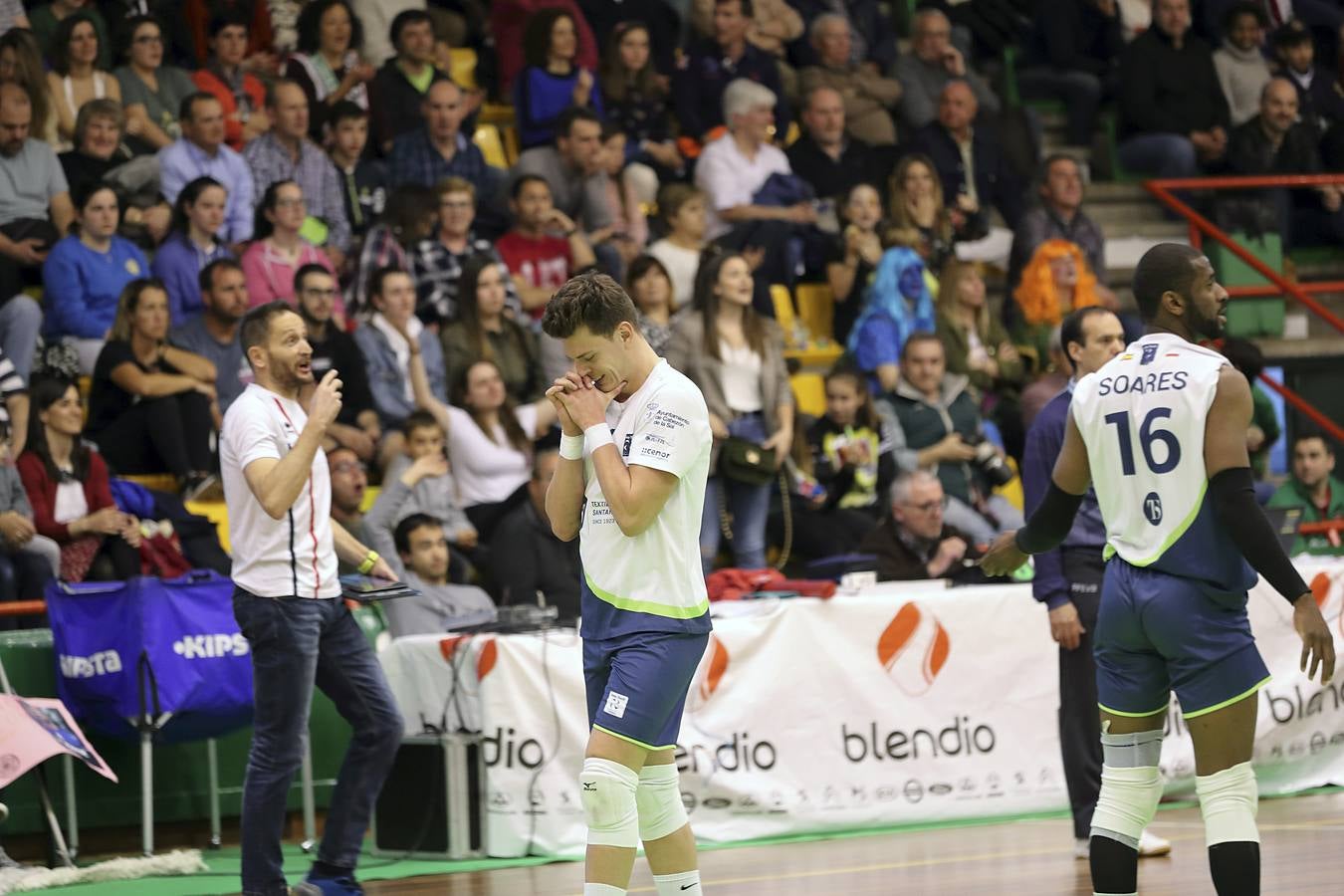 Fotos: El Textil pierde pero se queda en la Superliga