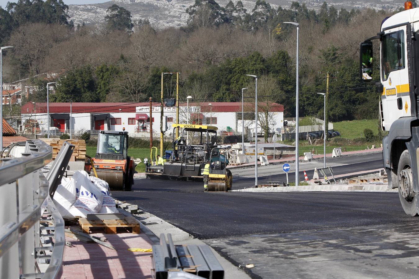 Fotos: El puente de Golbardo a falta de dos semanas