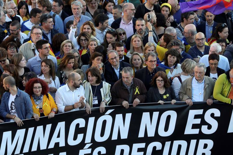 Colectivos independentistas catalanes se han concentrado este sábdo en Madrid para 