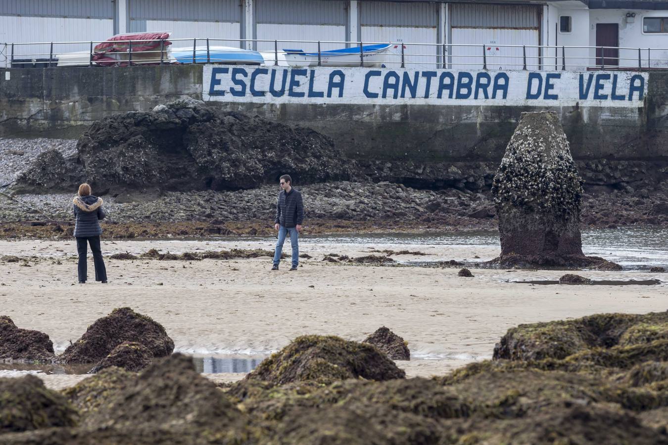 Fotos: La Playa de La Magdalena, ayer en la bajamar