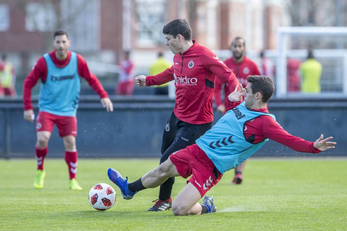 Fotos: Entrenamiento del Racing para preparar el partido ante el Real Unión