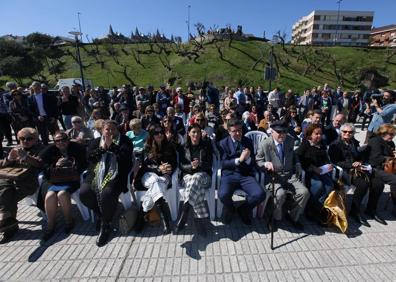 Imagen secundaria 1 - Ramón Muriedas y su Neptuno Niño quedan «unidos para siempre» en El Camello