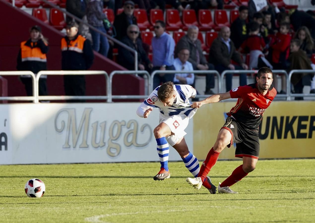 Fotos: Las mejores imágenes del Mirandés-Gimnástica