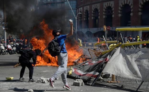 Vox defenderá la unidad nacional «hasta sus últimas consecuencias»