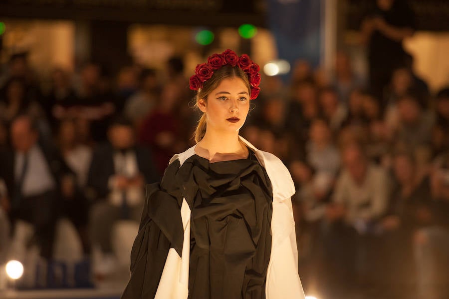 Gran éxito del 'fashion show' de los alumnos de moda de Cesine celebrado en El Corte Inglés