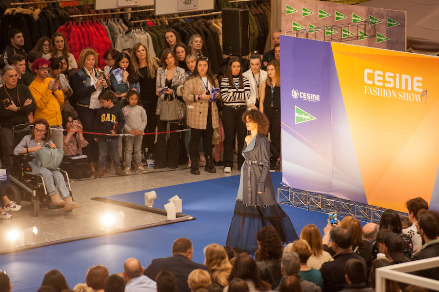 Gran éxito del 'fashion show' de los alumnos de moda de Cesine celebrado en El Corte Inglés