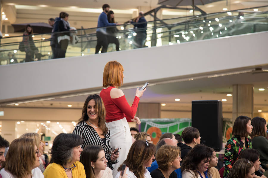 Gran éxito del 'fashion show' de los alumnos de moda de Cesine celebrado en El Corte Inglés