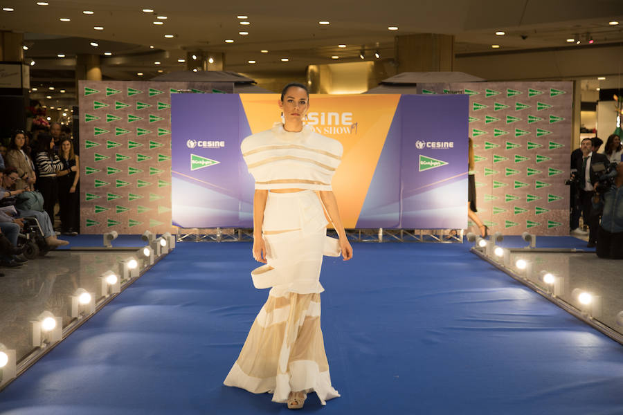 Gran éxito del 'fashion show' de los alumnos de moda de Cesine celebrado en El Corte Inglés