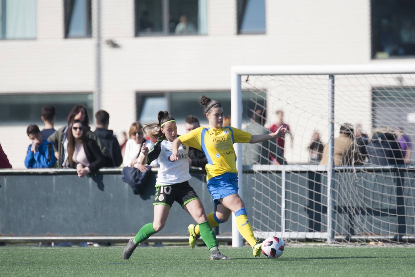 Fotos: Imágenes del partido Racing Féminas - Atlético Arousana