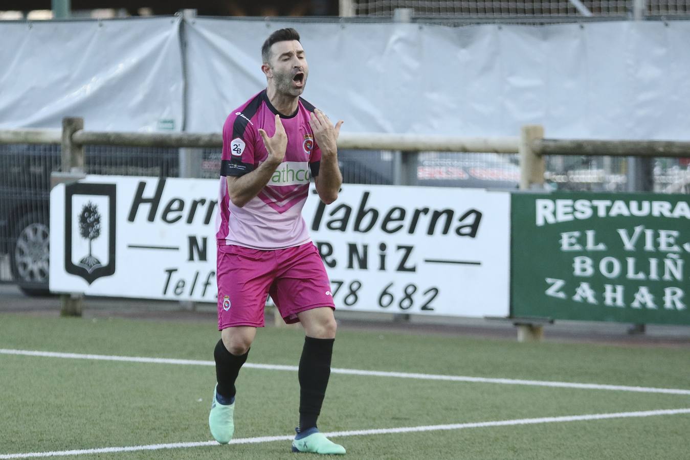 Imagen de archivo de Nacho Rodríguez en el partido ante el Gernika.