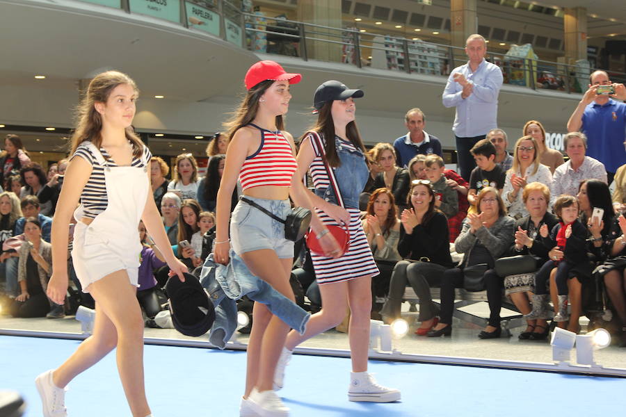 Pequeños de toda la región protagonizaron el desfile primavera-verano de El Corte Inglés