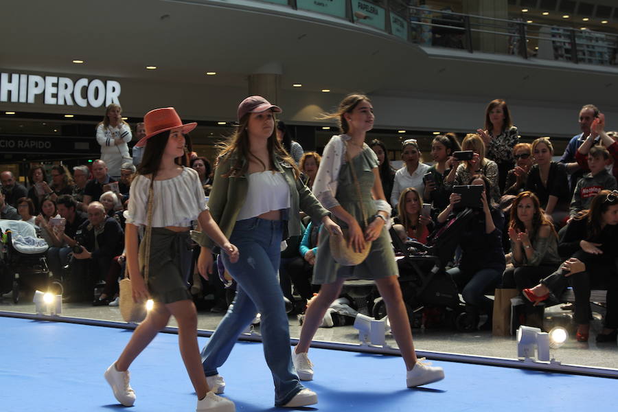 Pequeños de toda la región protagonizaron el desfile primavera-verano de El Corte Inglés