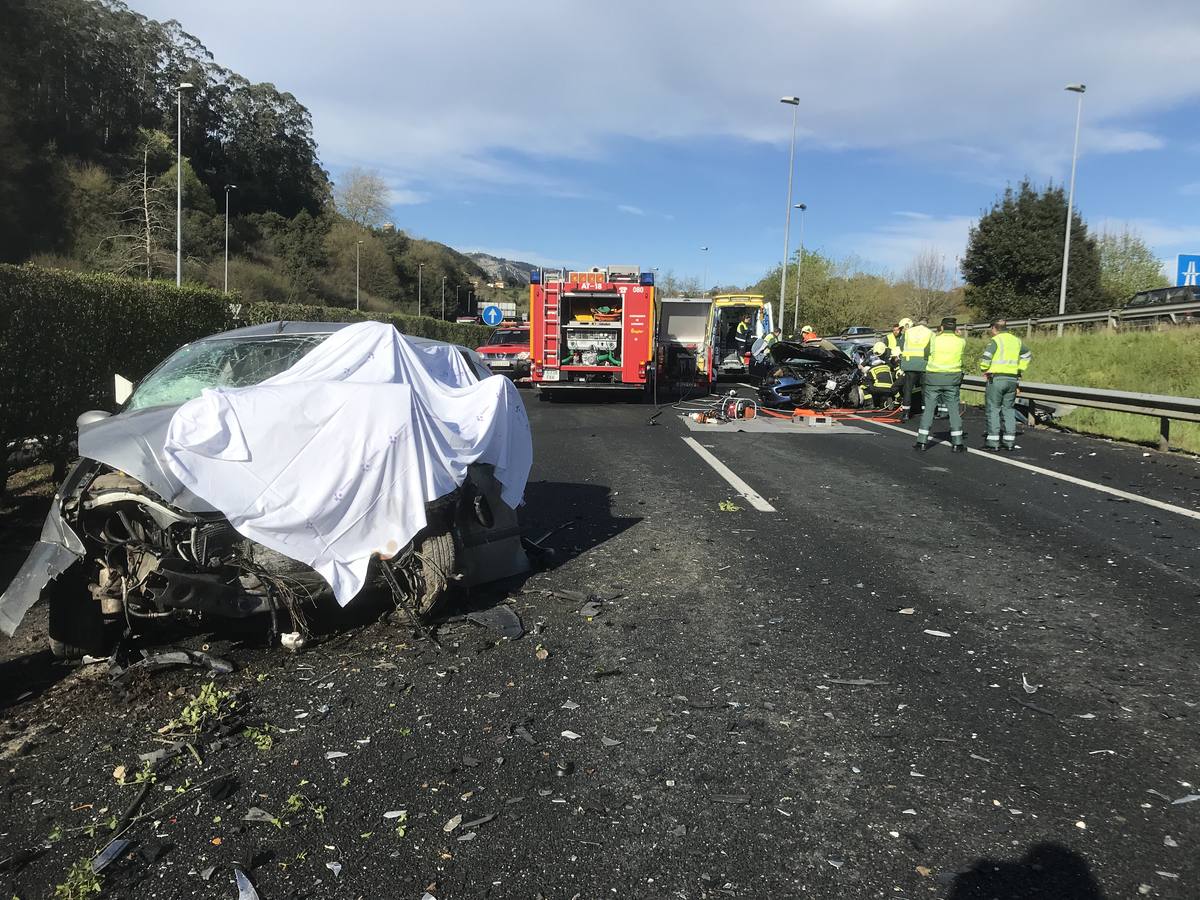 Fotos: Accidente mortal en la A-8