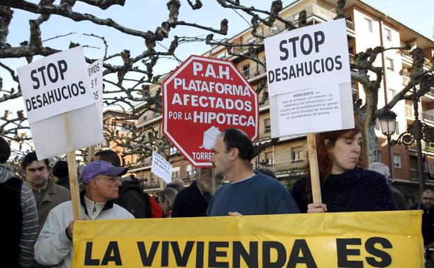 Imagen de archivo de una de las protestas de las plataformas antidesahucios 