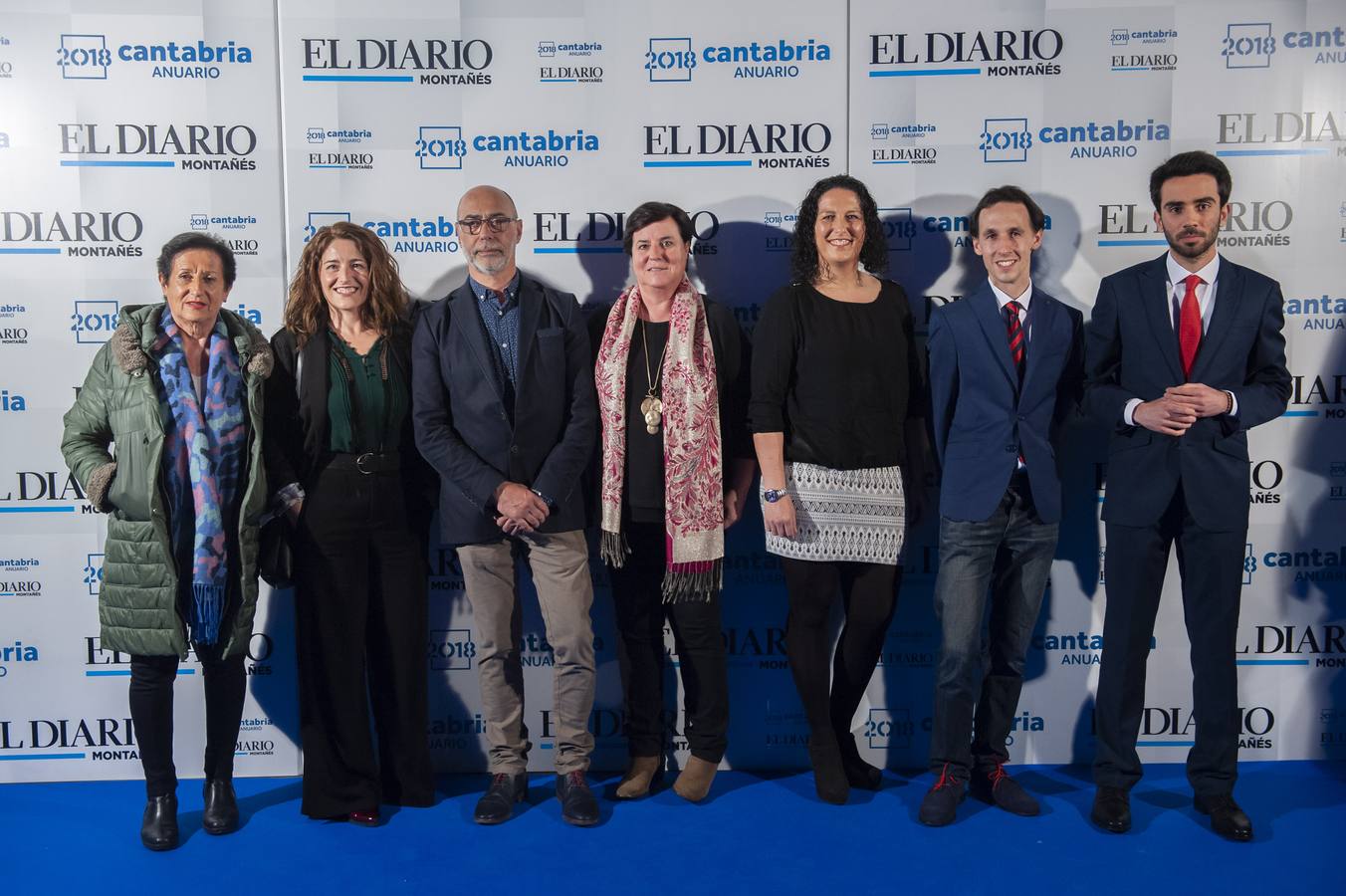 María Sainz, Ana Gómez, Javier Múgica, María Ángeles Sainz, Cora Vielva, Hugo Nieto y Álvaro Moreda.