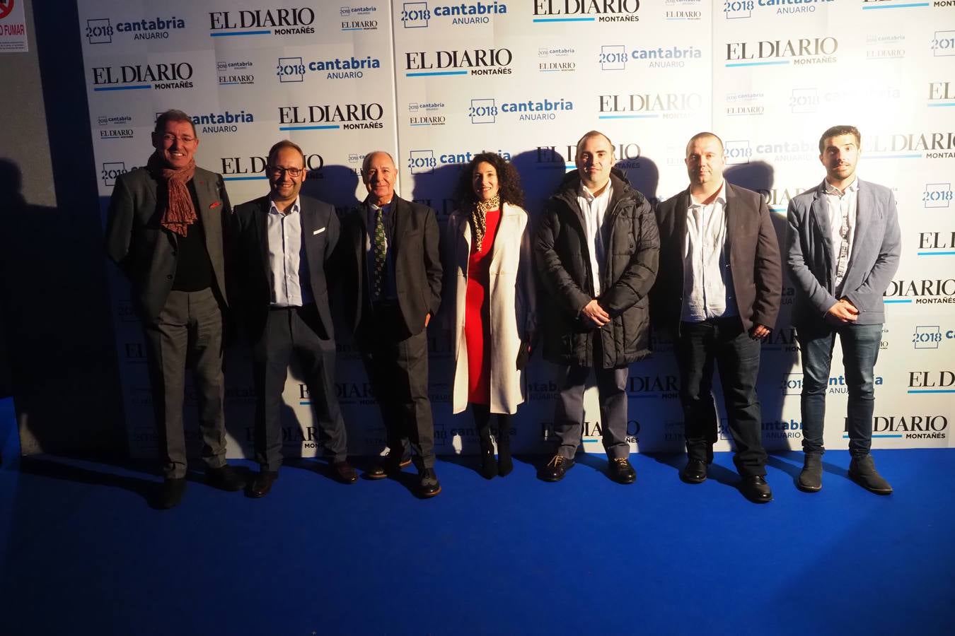 Jorge Oliveira, Tomás Bustamante, José López, Claudia Iza, Jesús Noriega, Alfonso Solares y Roberto Barriuso.