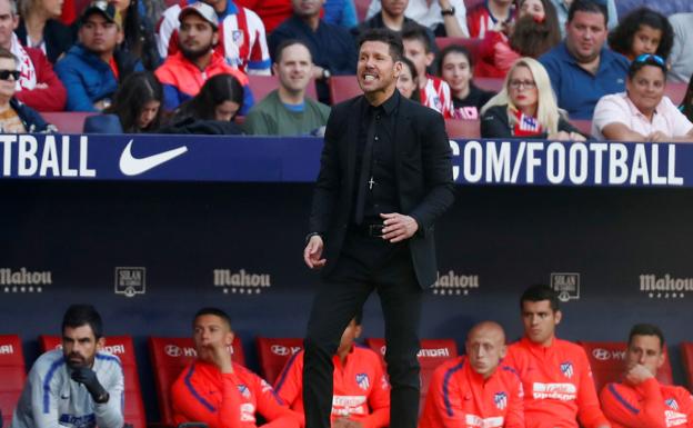 Diego Pablo Simeone, durante un instante del partido ante el Celta 