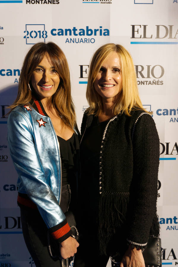 Gloria Rueda y Sol Ceballos Ruiz, dos buenas amigas en el 'photocall'.