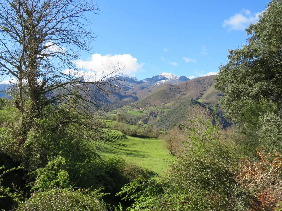 Los grupos de montaña Cacicedo y El Argayu nos enseñan este recorrido por el municipio lebaniego de Pesaguero