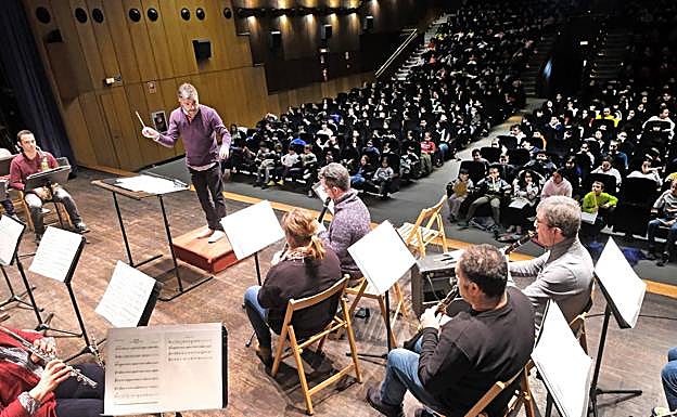 Más de dos mil escolares han disfrutado del ciclo de conciertos pedagógicos de la Banda Municipal