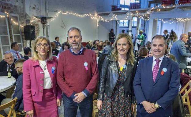 De izquierda a derecha, Ana Rosa Martín, Andrés Hoyo, Consuelo Arranz y Rubén Calderón, en el foro de 'La nave que late'.