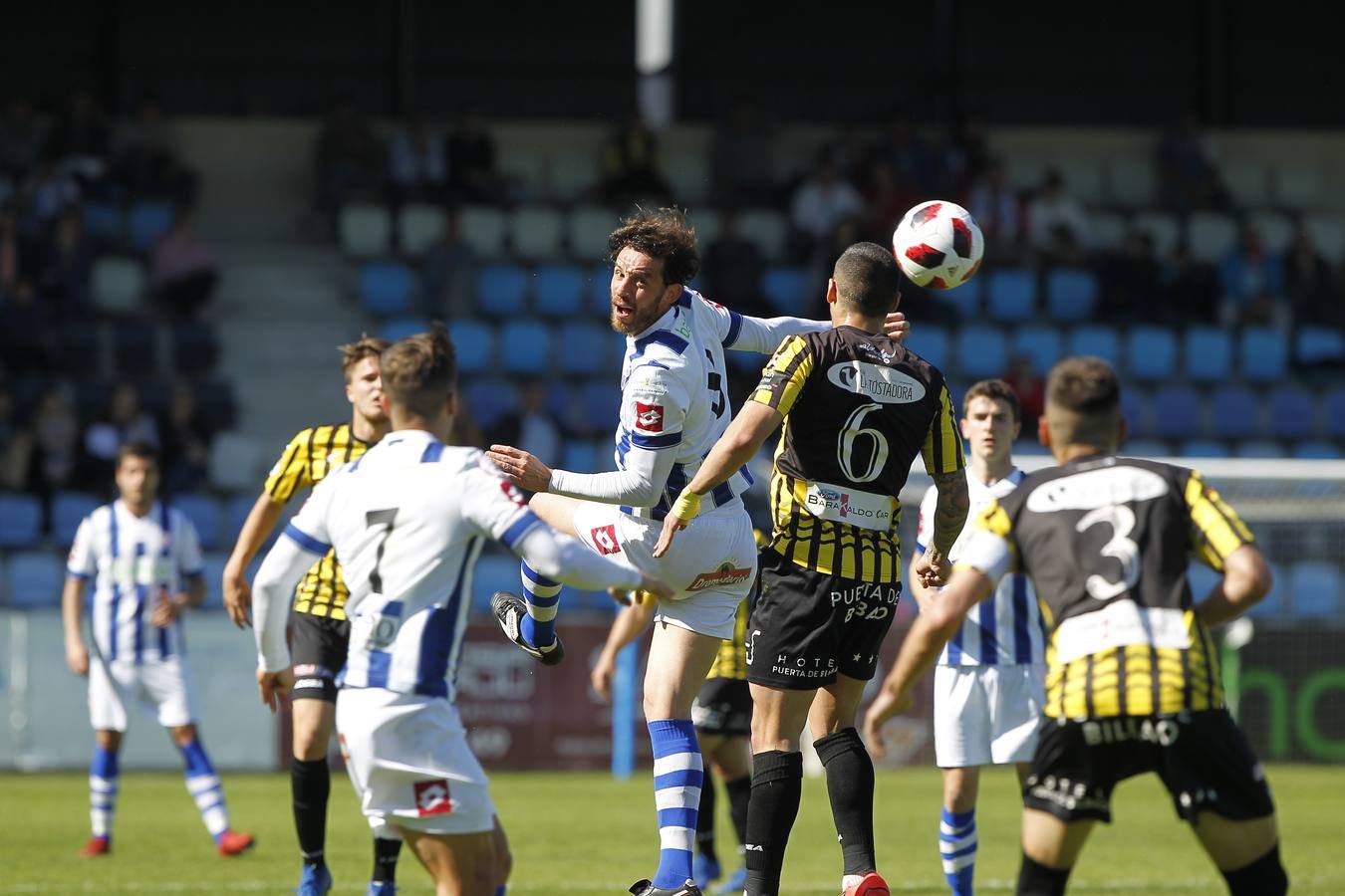 La Gimnástica se queda a las puertas de Tercera tras regalar la mitad del triunfo al Barakaldo