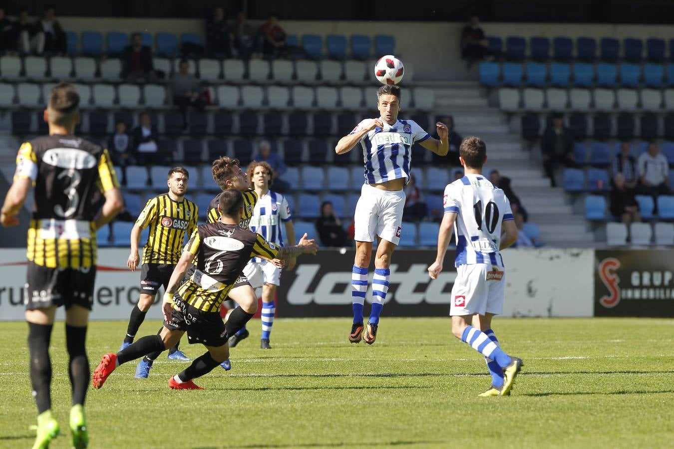 La Gimnástica se queda a las puertas de Tercera tras regalar la mitad del triunfo al Barakaldo