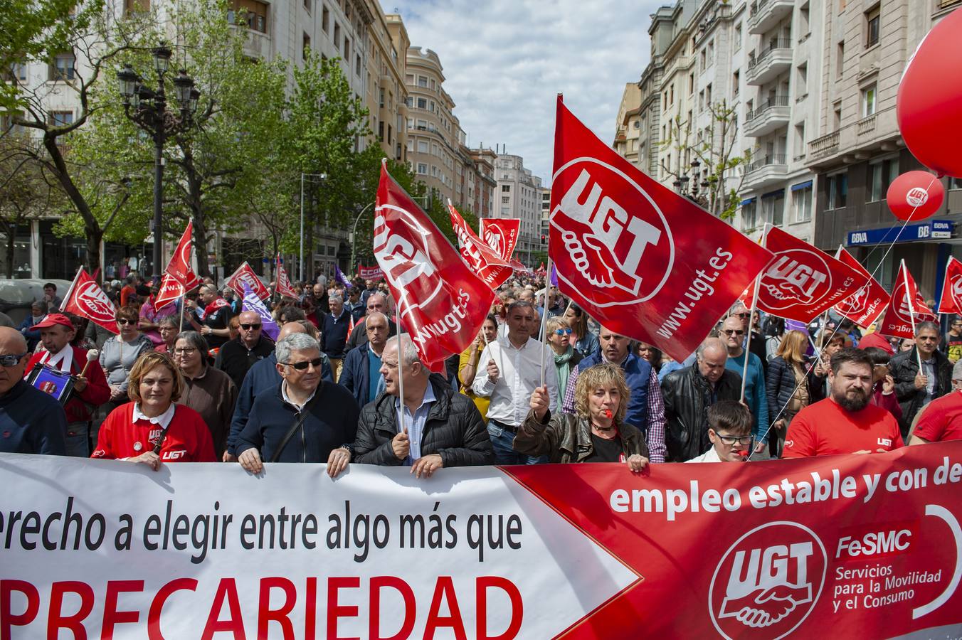 La Unión Sindical Obrera (USO) ha reunido alrededor de 3.000 personas en una manifestación que se ha celebrada en Santander, bajo el lema «se acabó el juego».