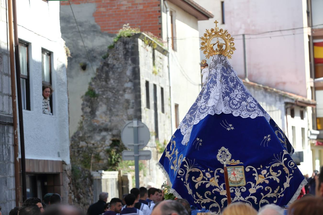 Fotos: San Vicente de la Barquera cumple con su tradición en La Folía