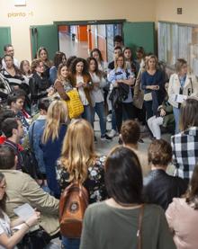 Imagen secundaria 2 - A cuatro enfermeras por plaza