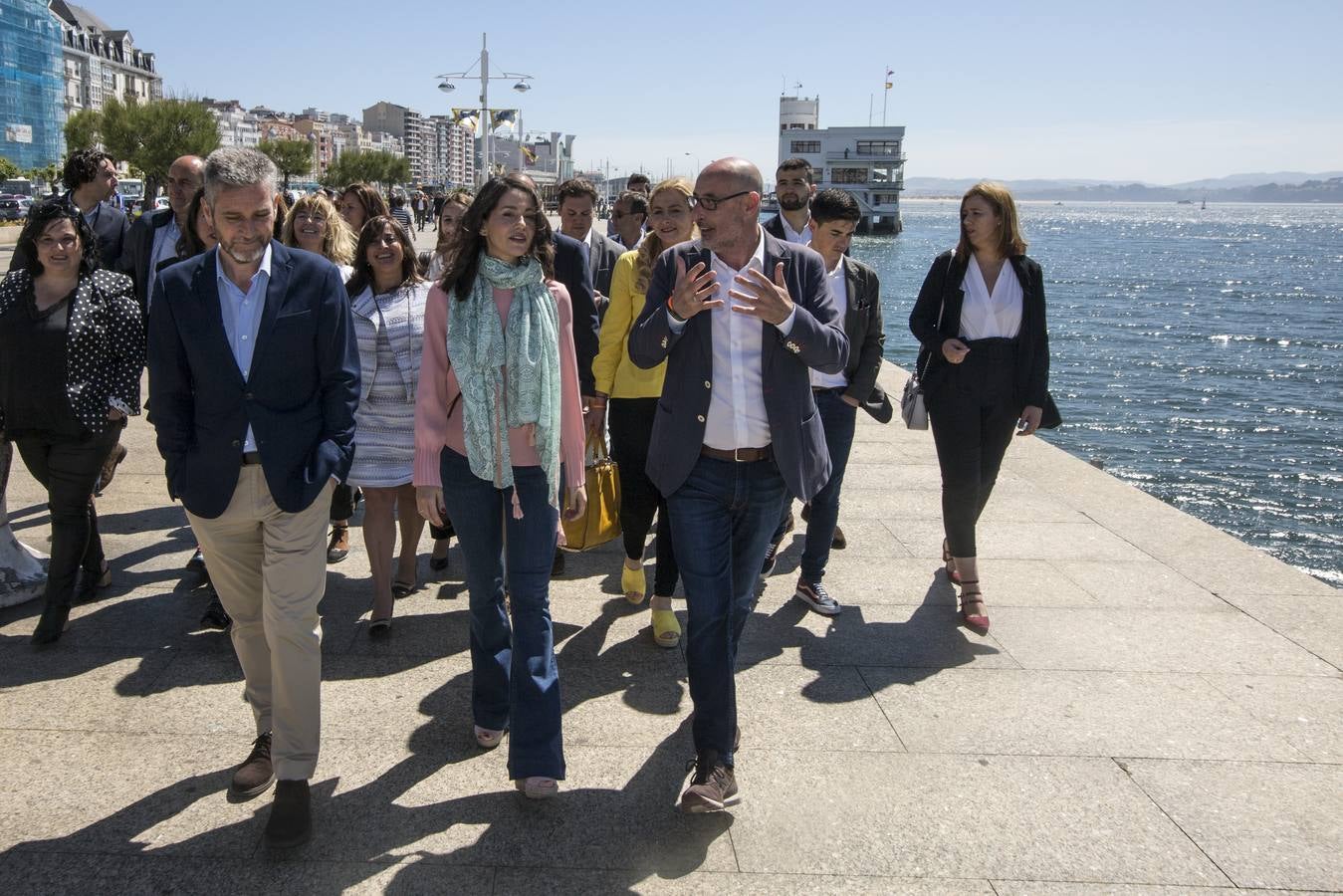 Fotos: Inés Arrimadas, de cañas por Santander