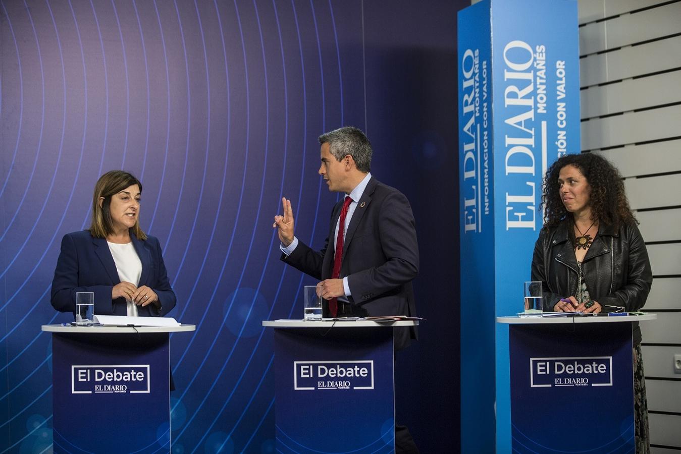 María José Sáenz de Buruaga (PP), Miguel Ángel Revilla (PRC), Pablo Zuloaga (PSOE), Mónica Rodero (Podemos), Félix Álvarez (Ciudadanos) y Cristóbal Palacio (Vox) se enfrentaron en el primer debate autonómico