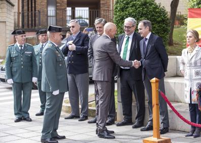 Imagen secundaria 1 - «La Guardia Civil es el escudo de los españoles»