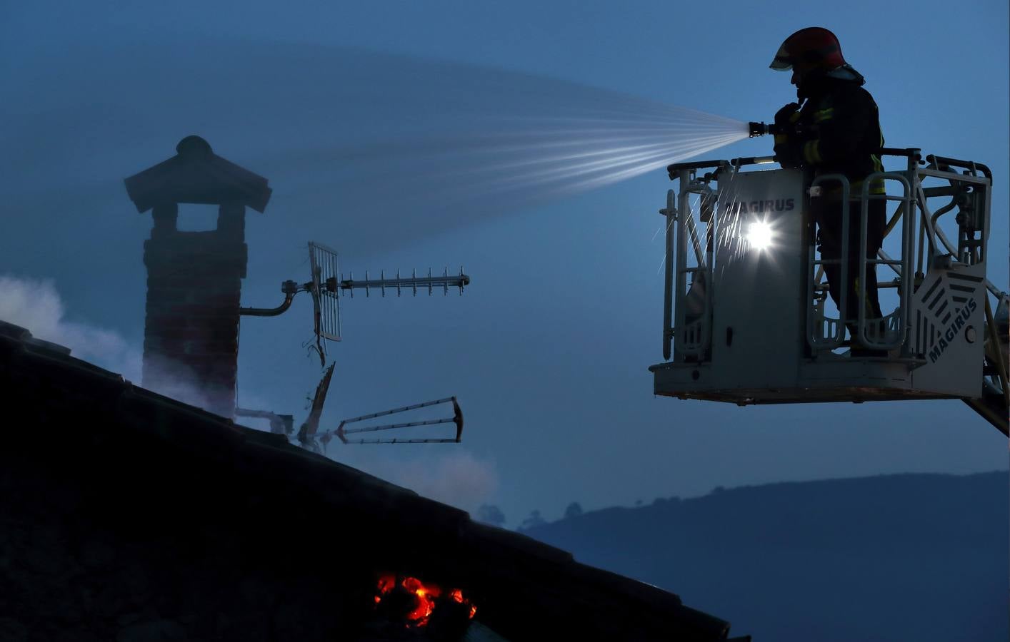Incendio de una casa en Udías (enero 2017).